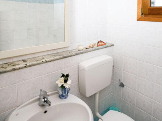 Terraced House In The Ca' Del Pino Holiday Complex With Communal Pool In Bibione Luaran gambar